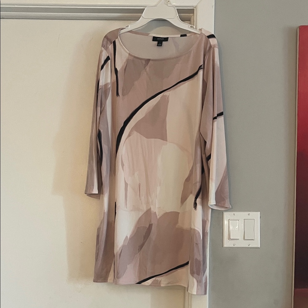 Alfani Long Sleeve Abstract Dress - Cream and Brown